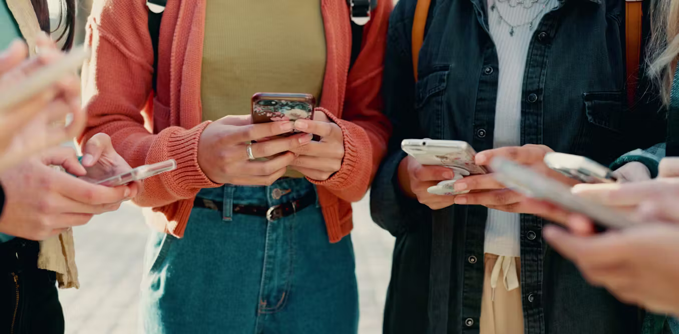 College students are bombarded by misinformation, so this professor taught them fact‑checking 101 − here’s what happened